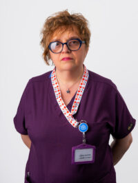 Накова, сестра